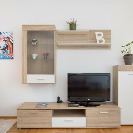 Cute And Sunny Studio In Zagreb With Balcony & Free Parking Luaran gambar